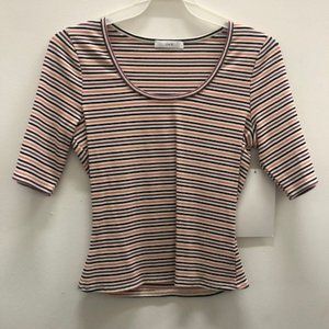 stripped shirt with quarter sleeves